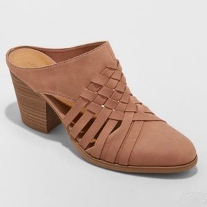 Universal Thread Huarache Blush Heeled Mules, NWT